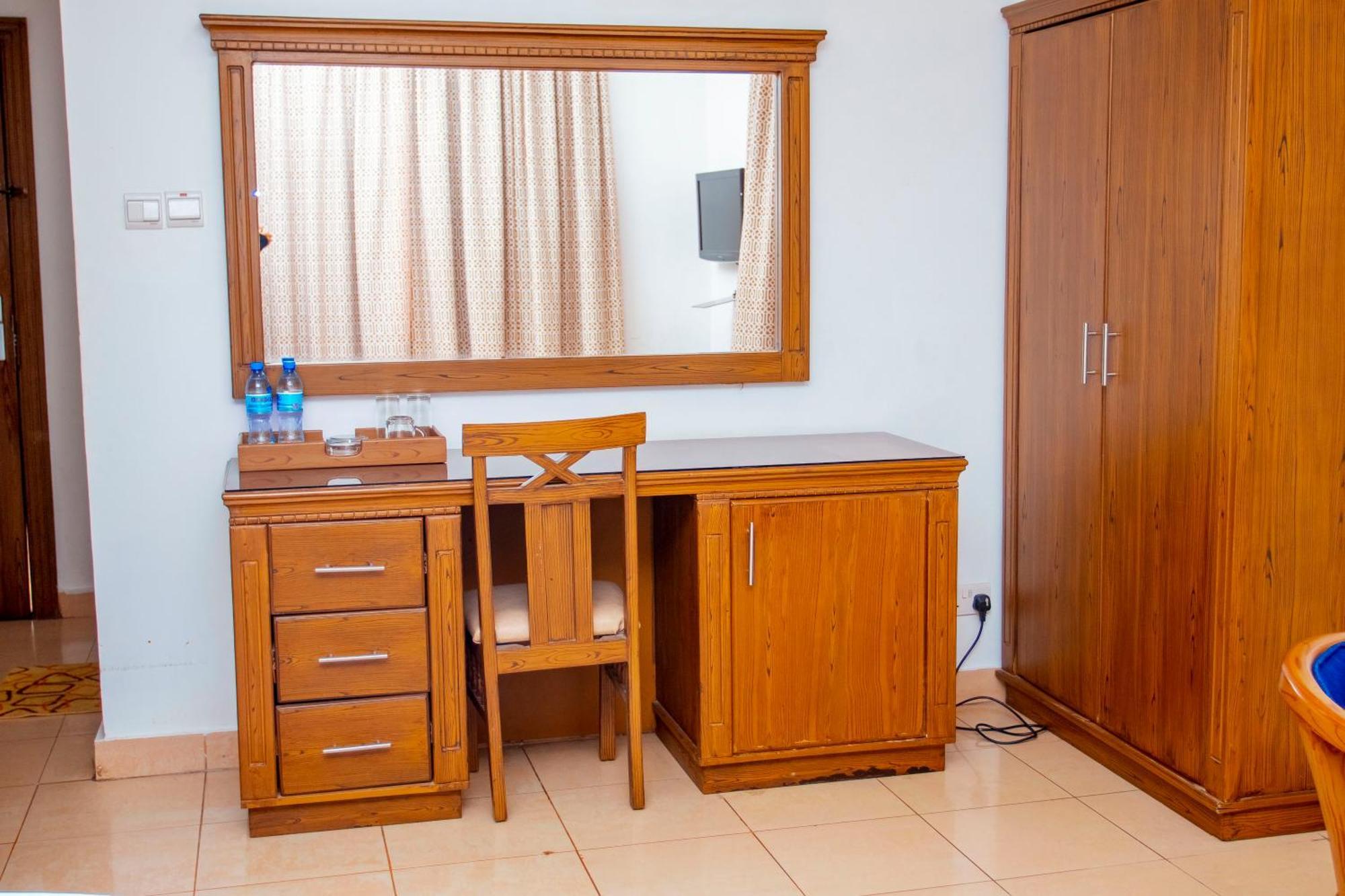 Sleep Inn Hotel - City Centre Dar es Salaam Exterior photo